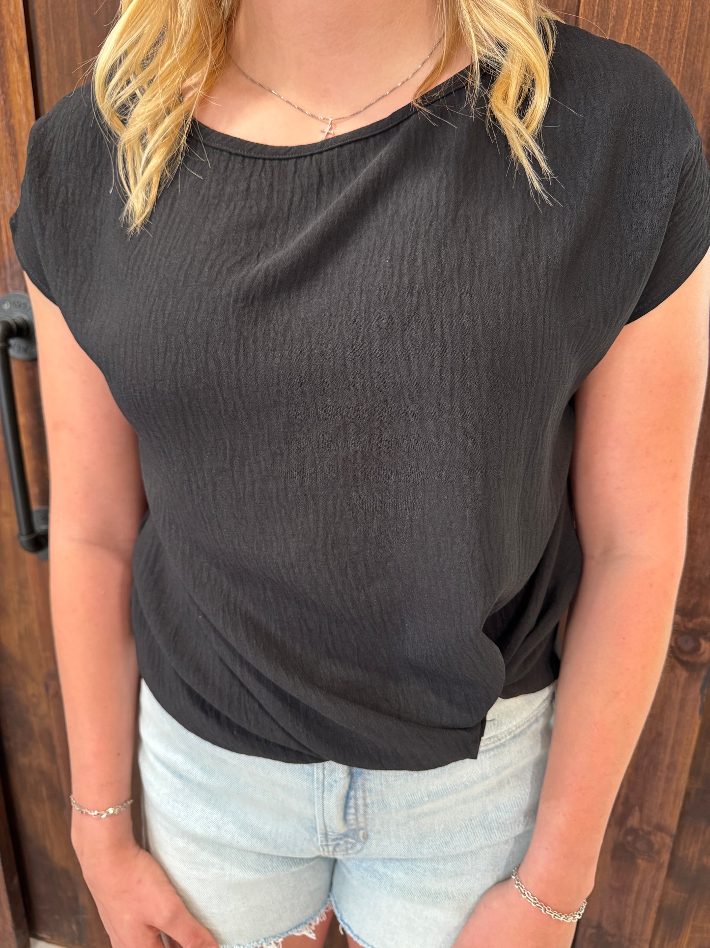 Reagan Tee with Knot