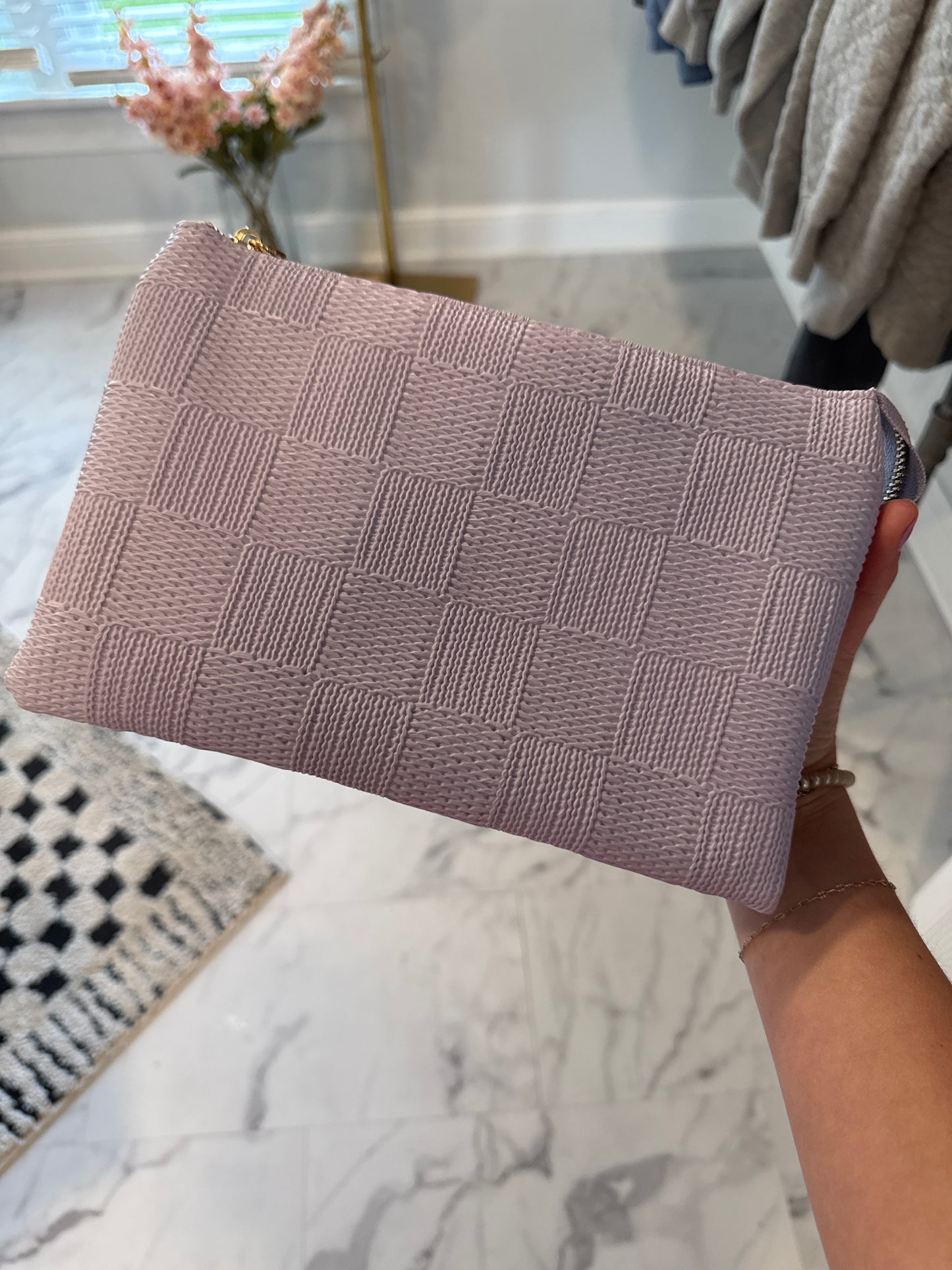Izzy Checker Crossbody