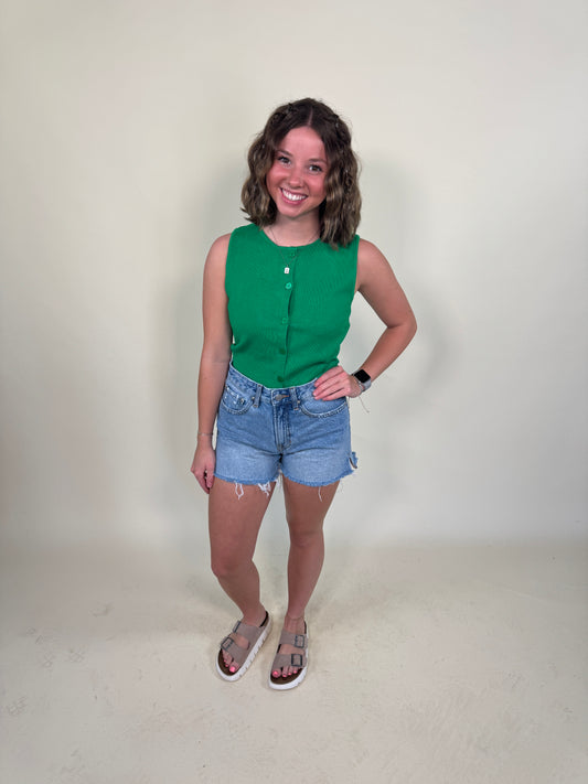 Mia Sleeveless Button Up Top