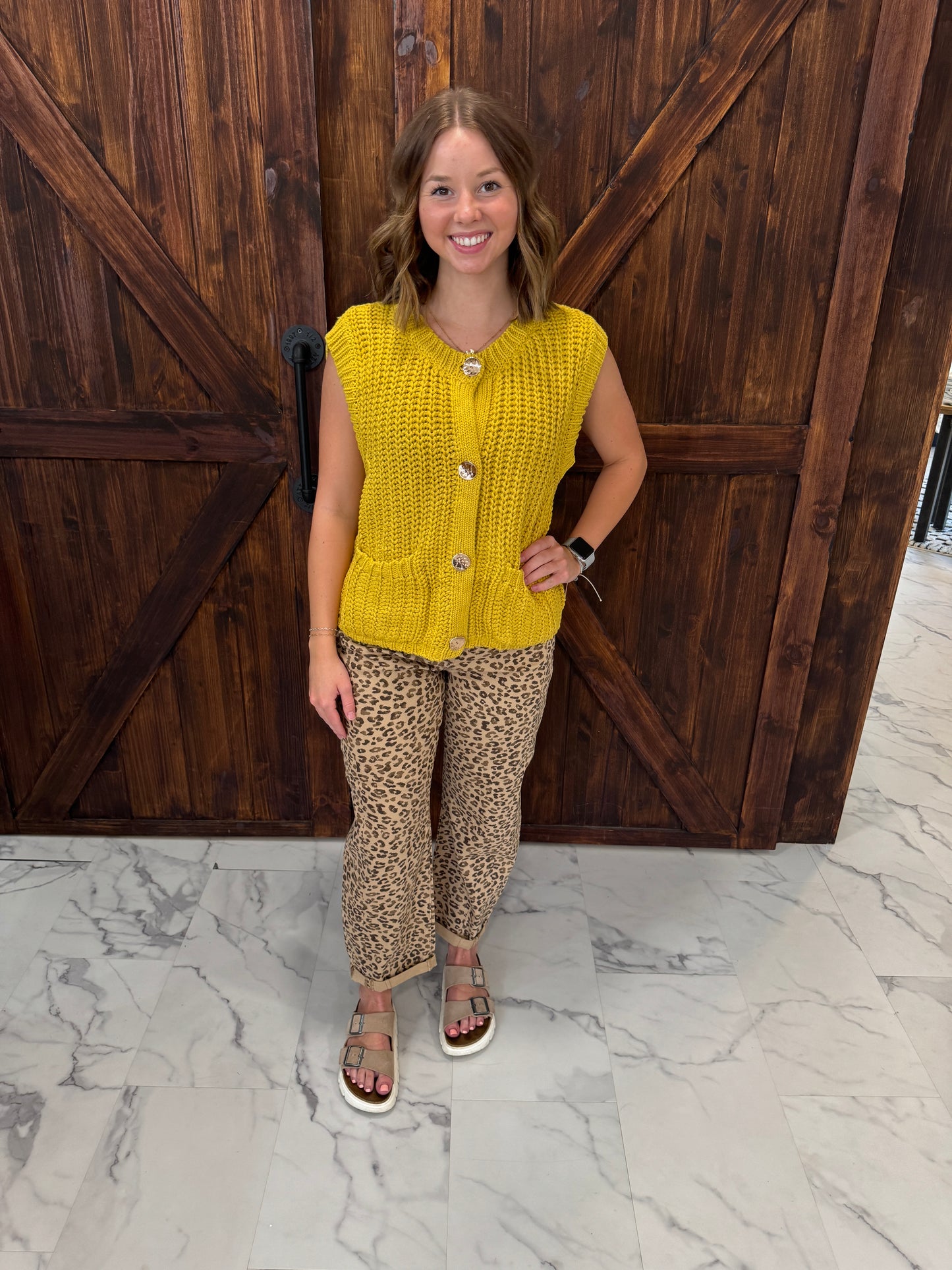 Kennedi Mid Rise Leopard Barrel Jeans