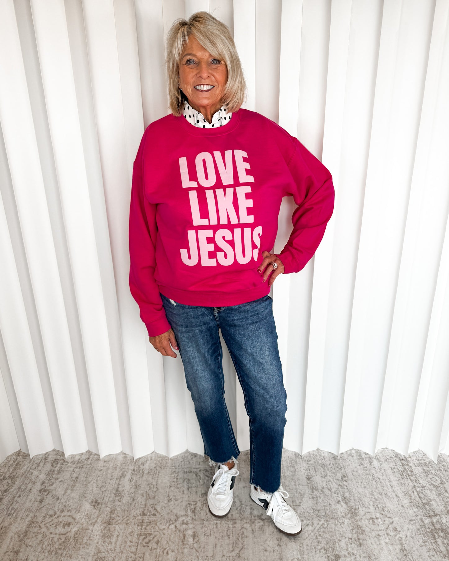 Love like Jesus Crewneck Sweatshirt